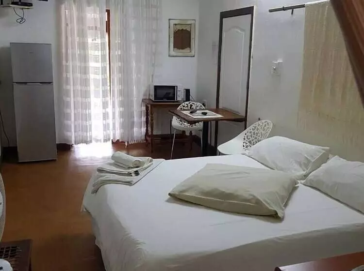 Hotelli Mulberry Lane Suites