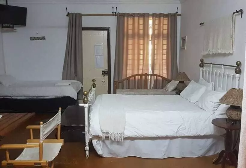 Hotelli Mulberry Lane Suites