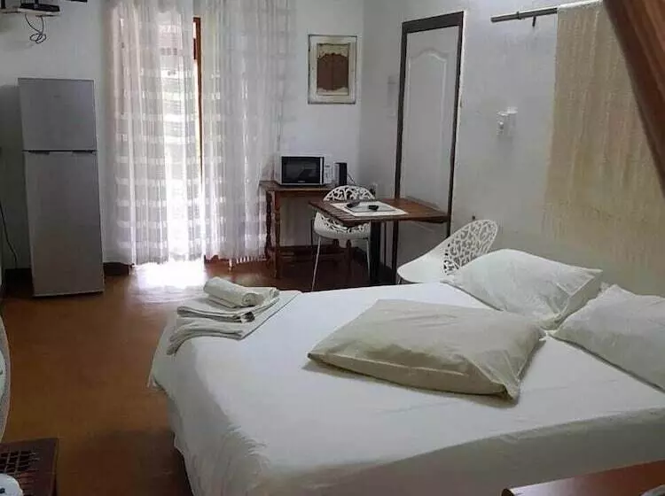 Hotelli Mulberry Lane Suites