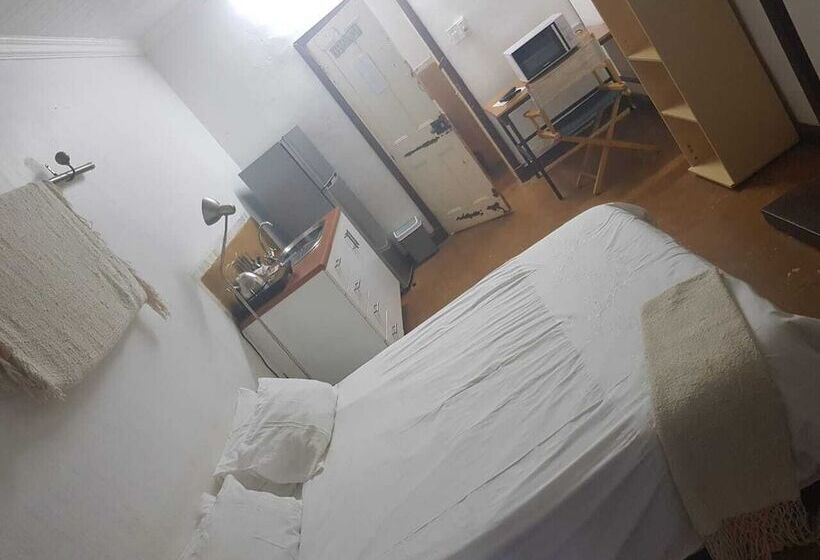 Hotel Mulberry Lane Suites