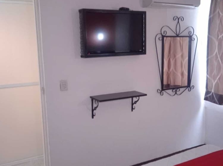 هتل Palmeyras Inn