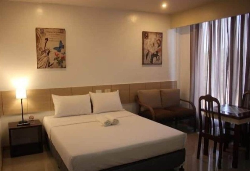 Hotel Soi Suites