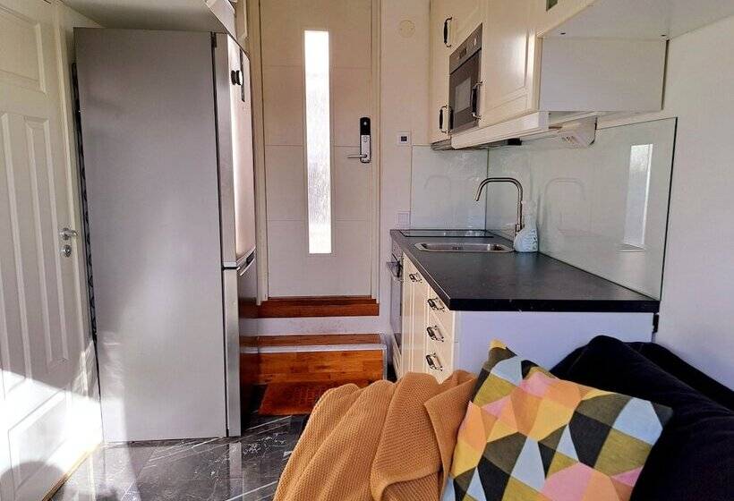 Отель Tg Oasis örgryte Stugor & Rum