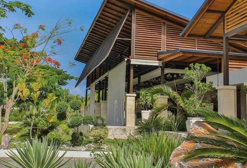 هتل Boutique Villas Del Lago