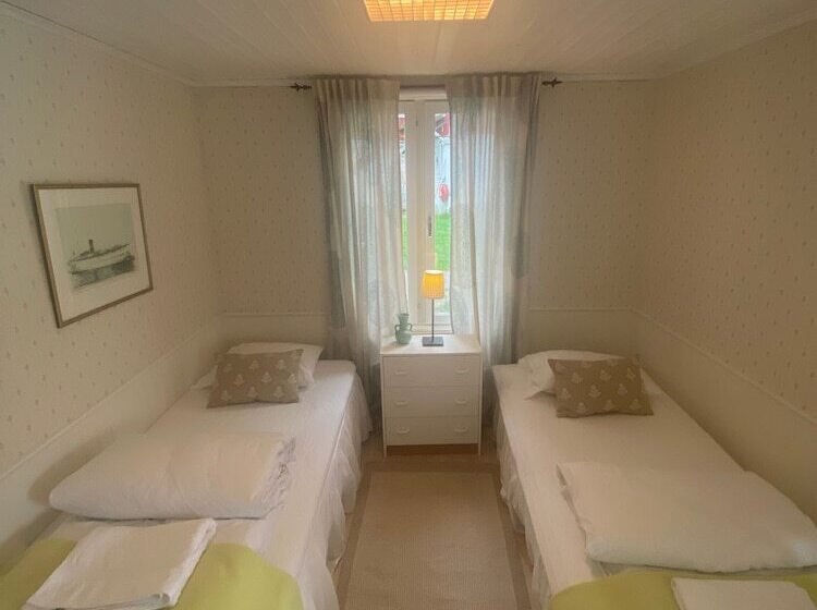 צימר Ljusterö Bb