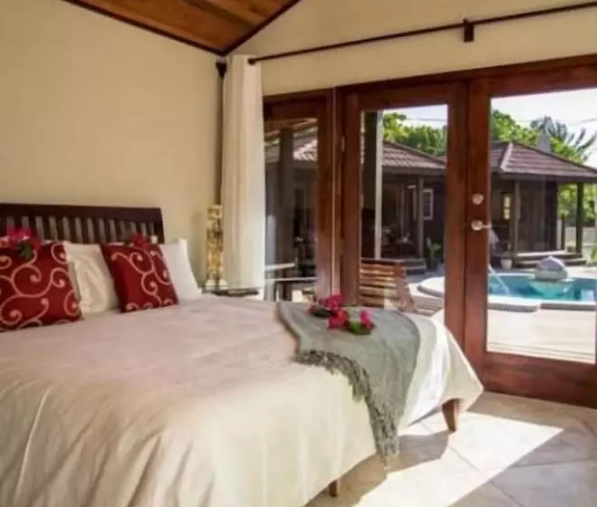 Marbucks Bed And Breakfast