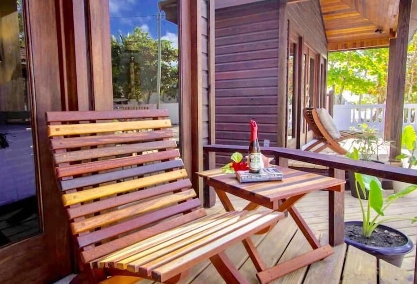 Marbucks Bed And Breakfast