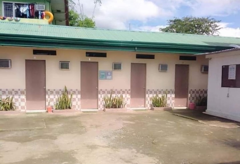 מוטל Happy Inn Pension House