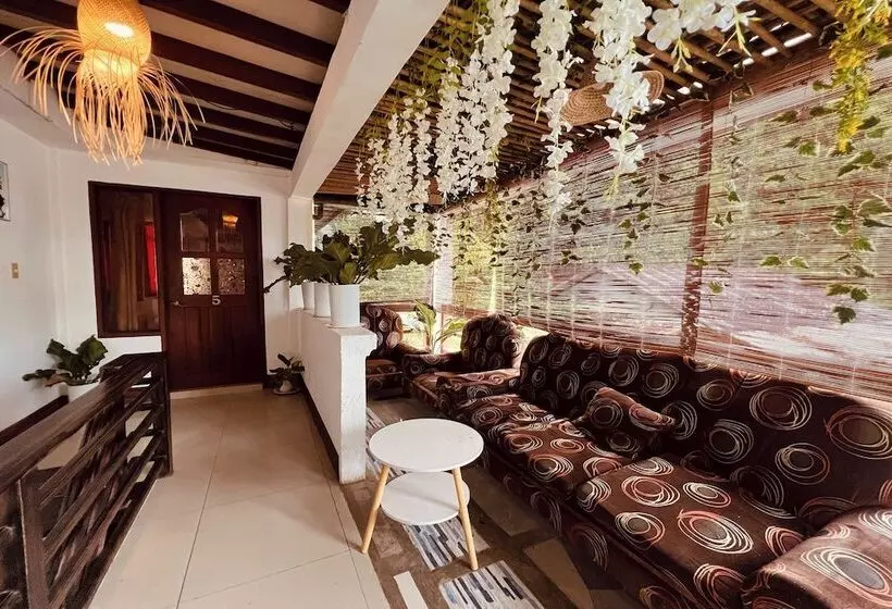 پانسیون Brenmariel Tourist Inn El Nido Palawan