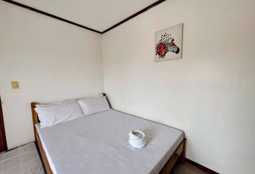 بنسيون Brenmariel Tourist Inn El Nido Palawan