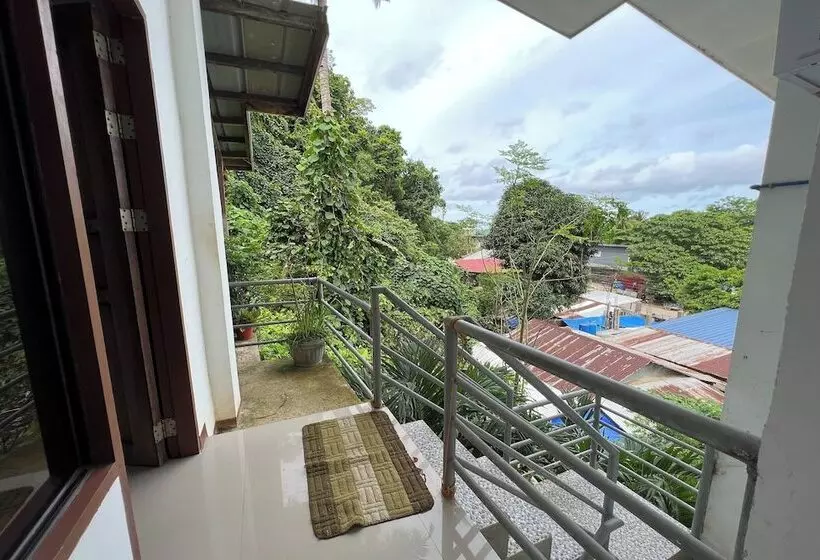 پانسیون Brenmariel Tourist Inn El Nido Palawan