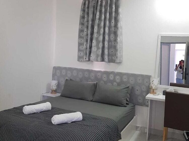 پانسیون Empyrean Stay