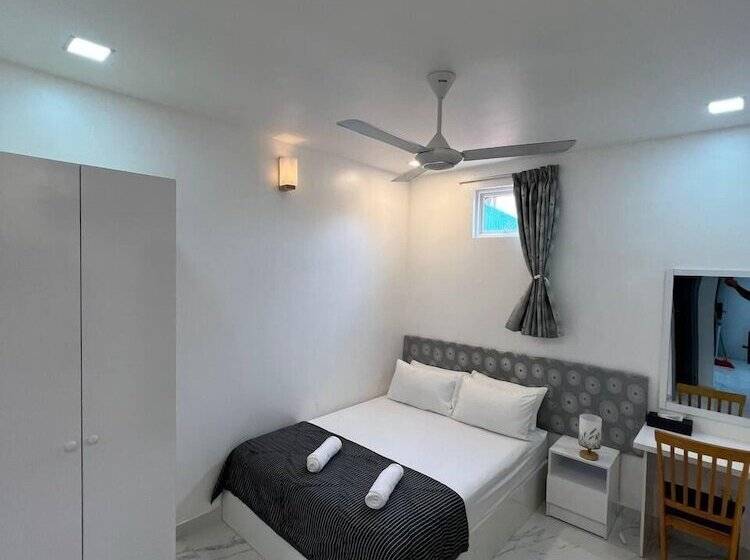 پانسیون Empyrean Stay