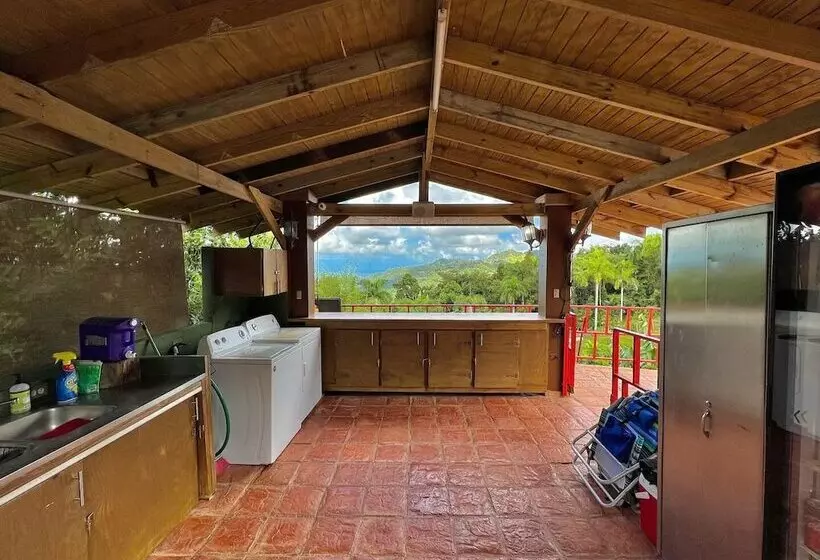 پانسیون Pancho S Paradise