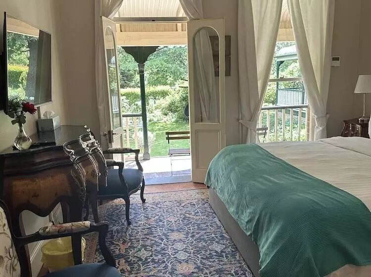 Majatalo Rowan Brae Historic Guest House