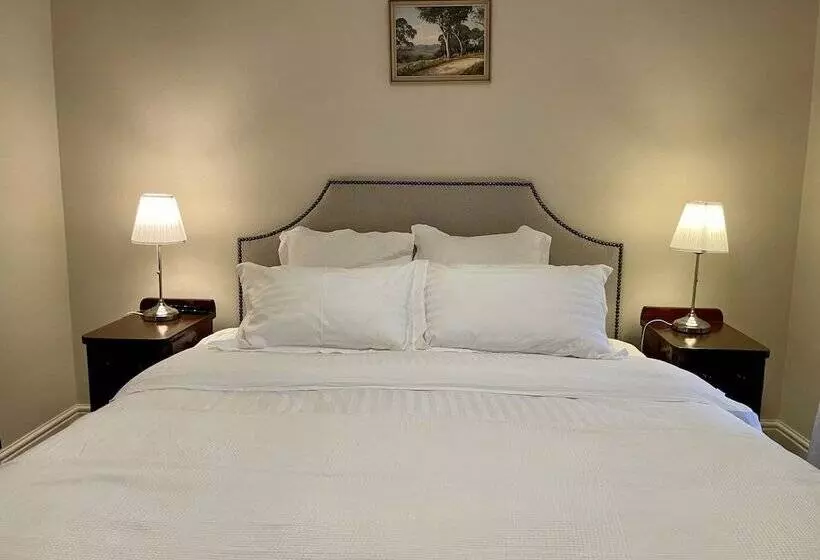 Majatalo Rowan Brae Historic Guest House