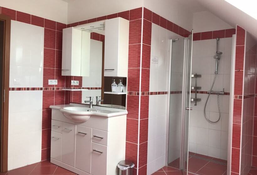 بنسيون U Jeraba