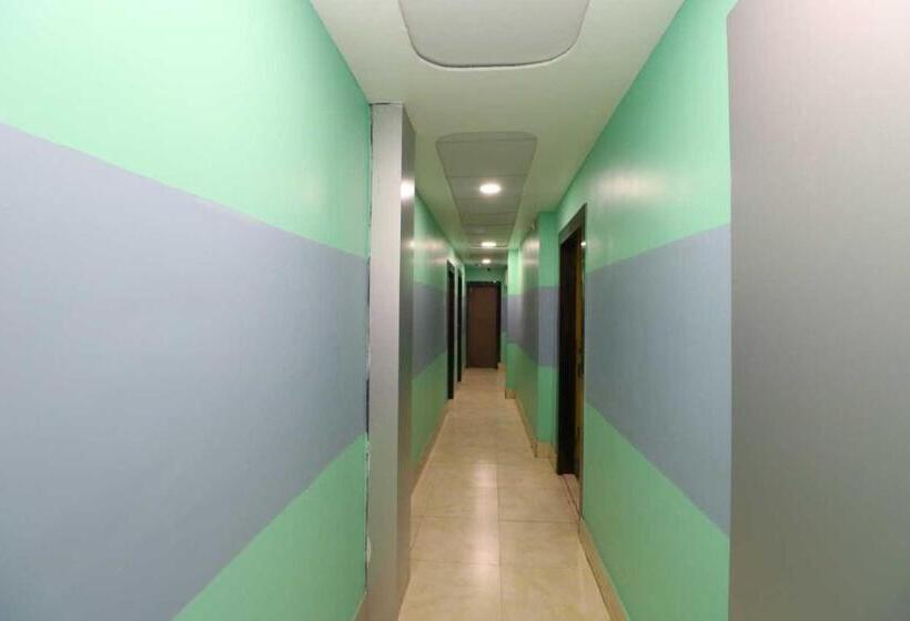 Hotel Pop  Happy Near Netaji Subhash Chandra Bose International Airport