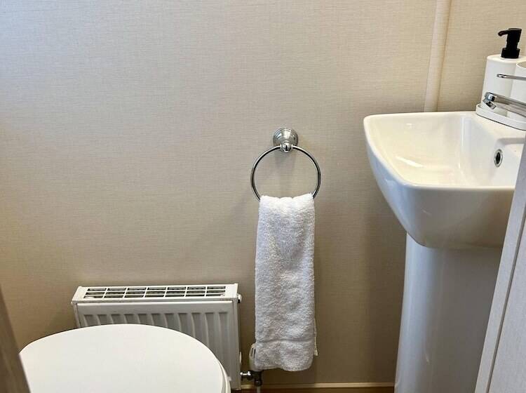 Resort Static 4 Berth Hoburne Devon Bay Paignton