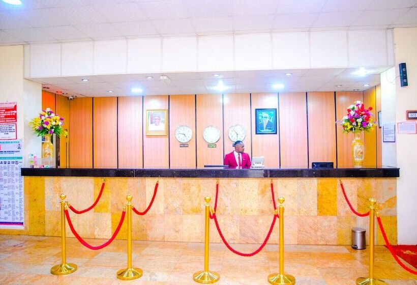 Royal Birds Hotel & Towers