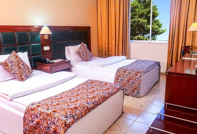 Royal Birds Hotel & Towers