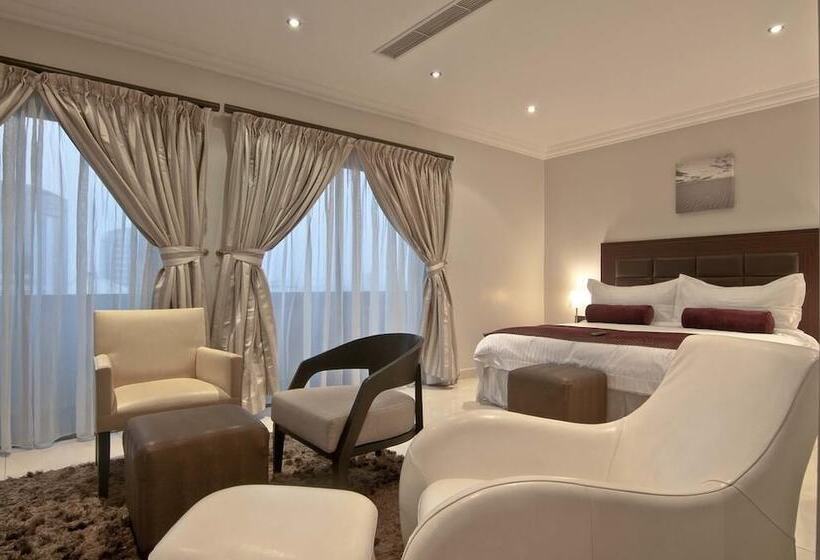 Royal Birds Hotel & Towers