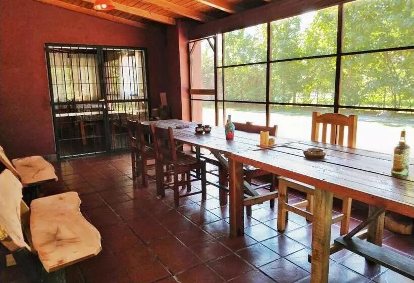 ユースホステル Posada Del Cerro