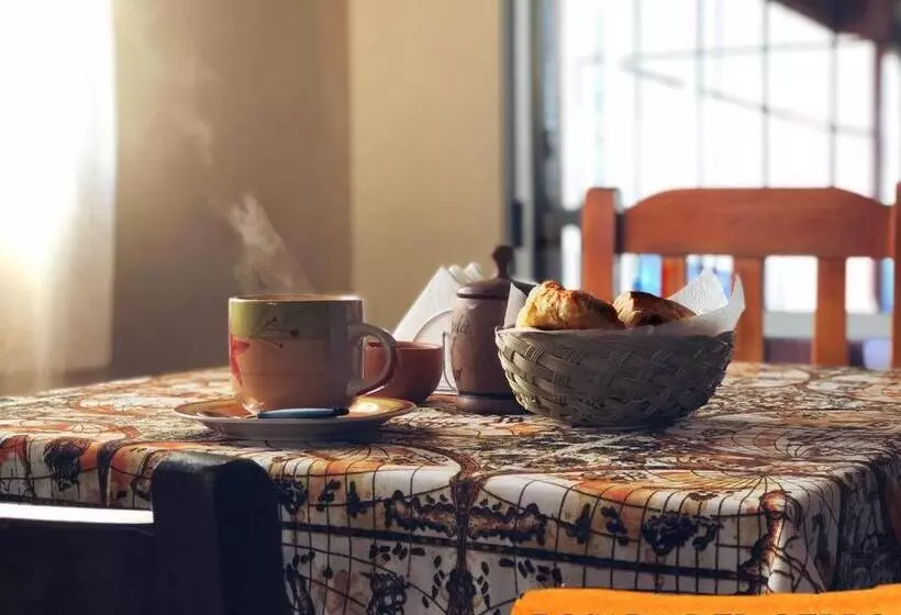 ユースホステル Posada Del Cerro