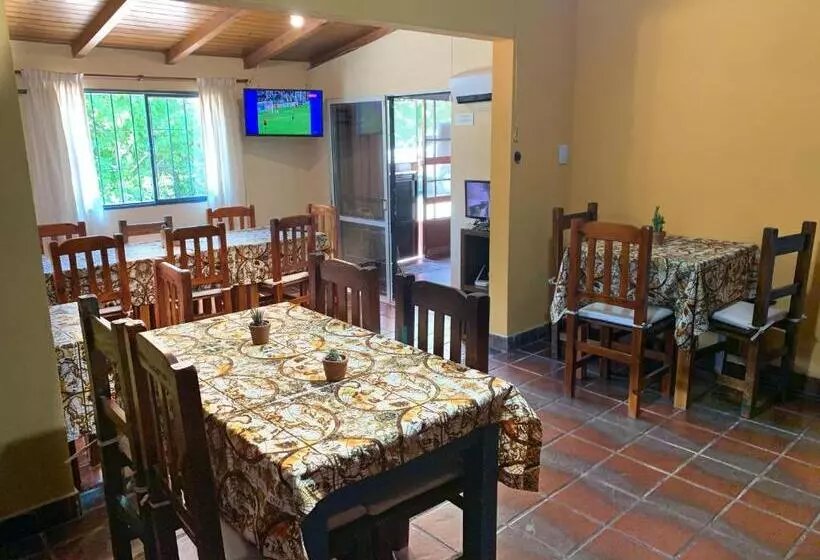 ユースホステル Posada Del Cerro