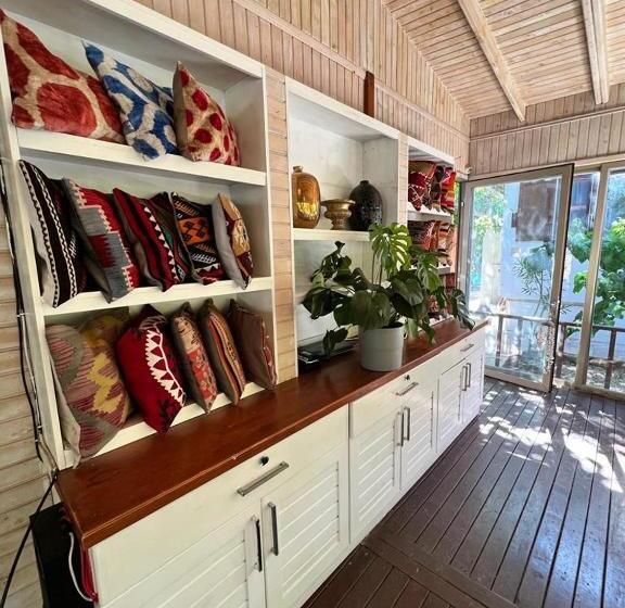 Alicra Hotel çıralı