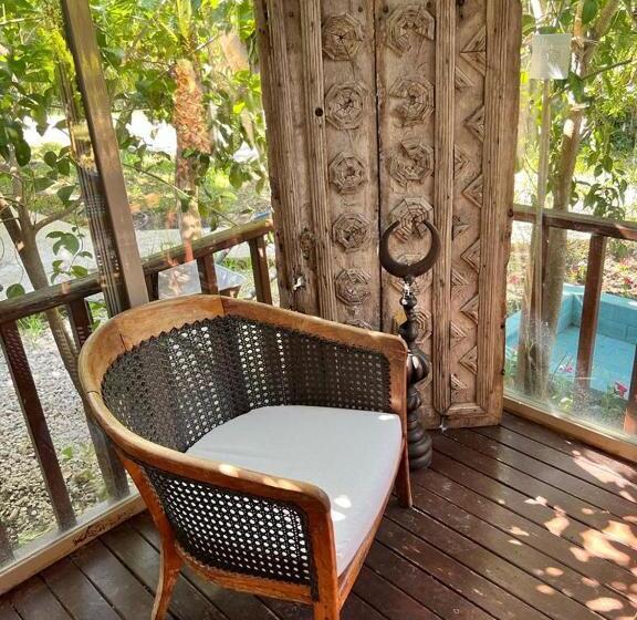 Alicra Hotel çıralı