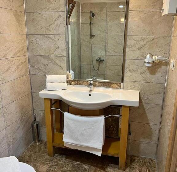 Alicra Hotel çıralı