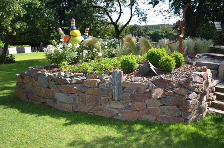 تختخواب و صبحانه Maison Galerie Art N Pepper