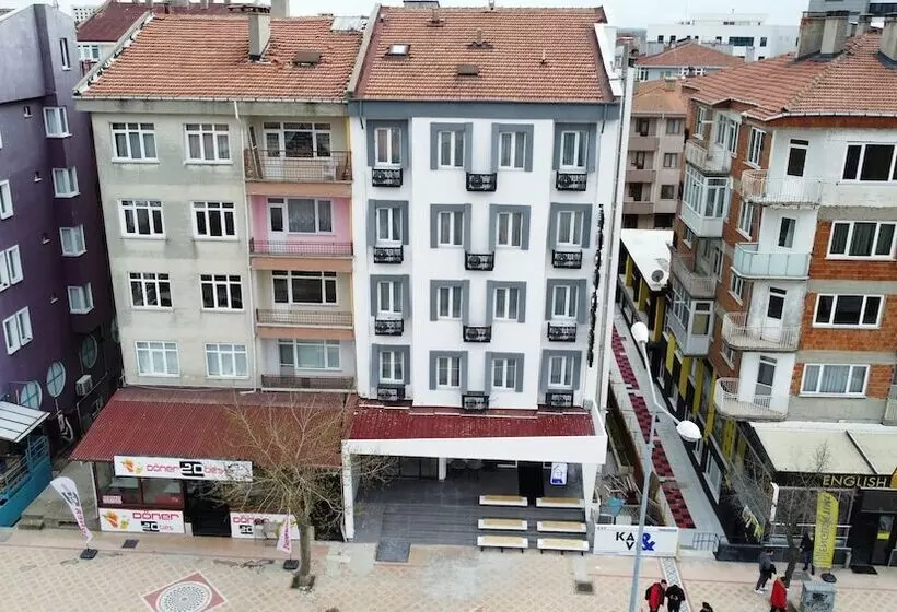 تختخواب و صبحانه Mof Comfort Edirne