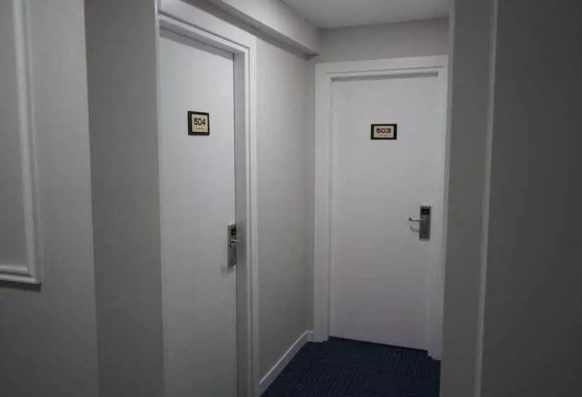 تختخواب و صبحانه Mof Comfort Edirne