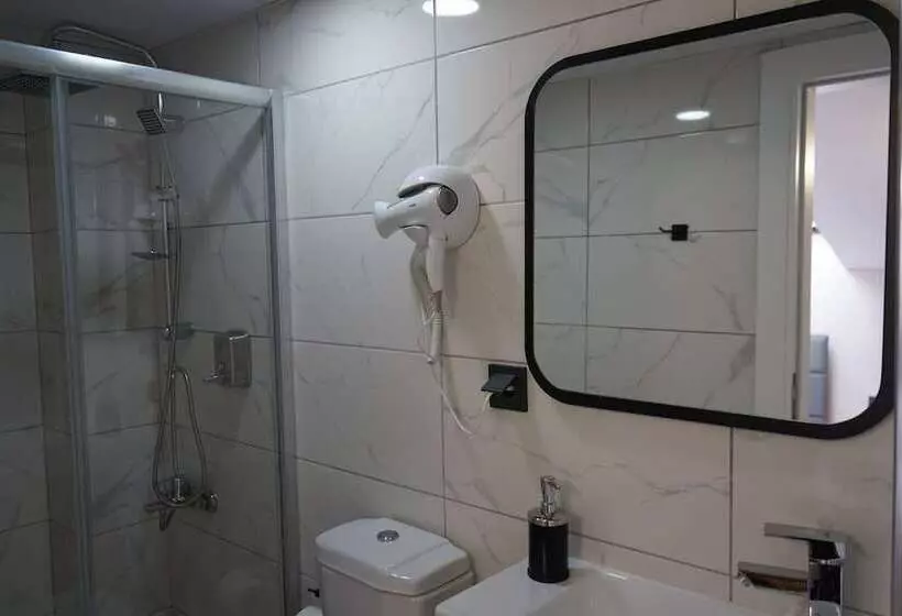 تختخواب و صبحانه Mof Comfort Edirne
