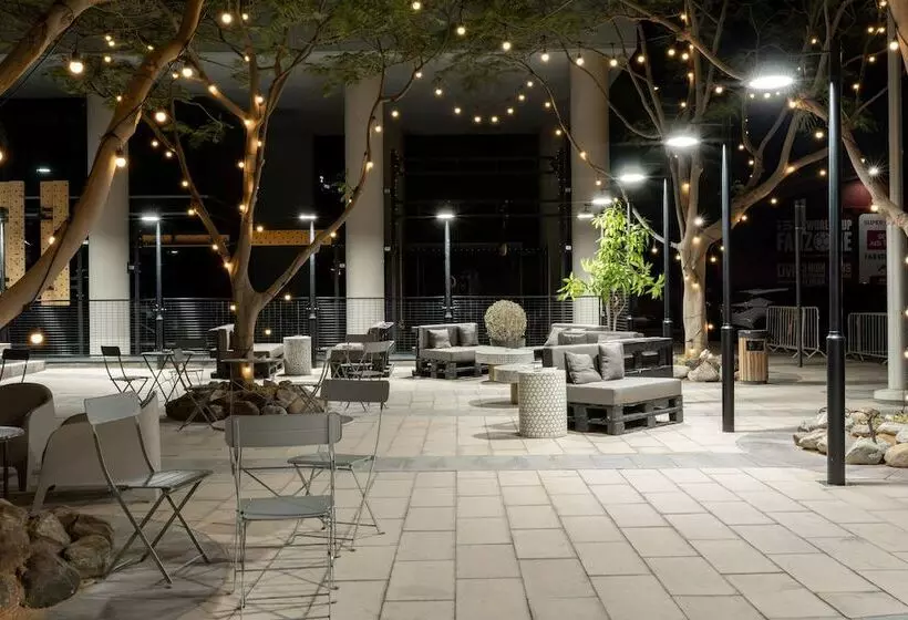 Emirates Sports Hotel Apartments