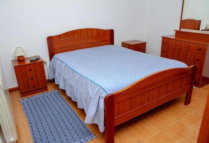 Hospedaria Santa Cruz