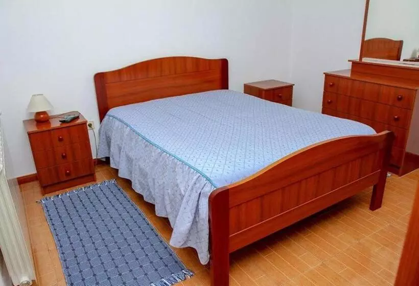 Hospedaria Santa Cruz