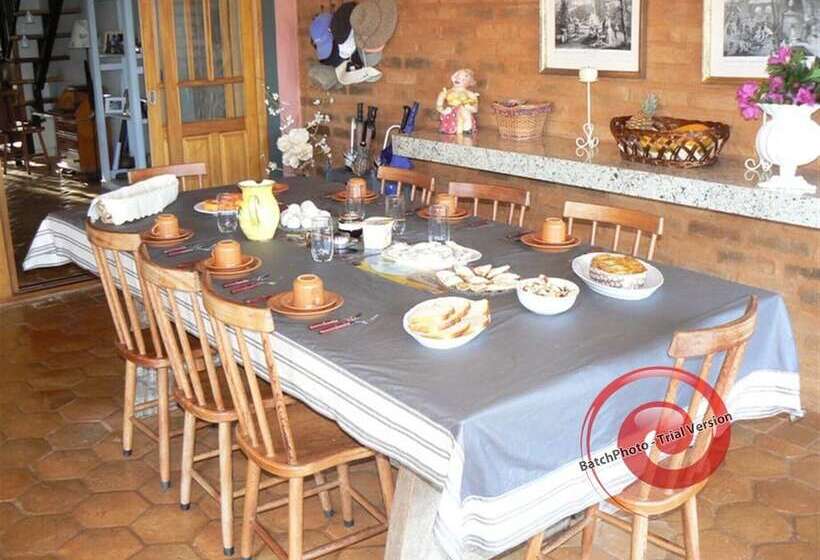 Herberg Hirondelle Paraíso