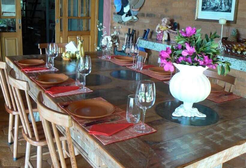 Herberg Hirondelle Paraíso