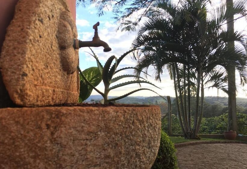 Herberg Hirondelle Paraíso