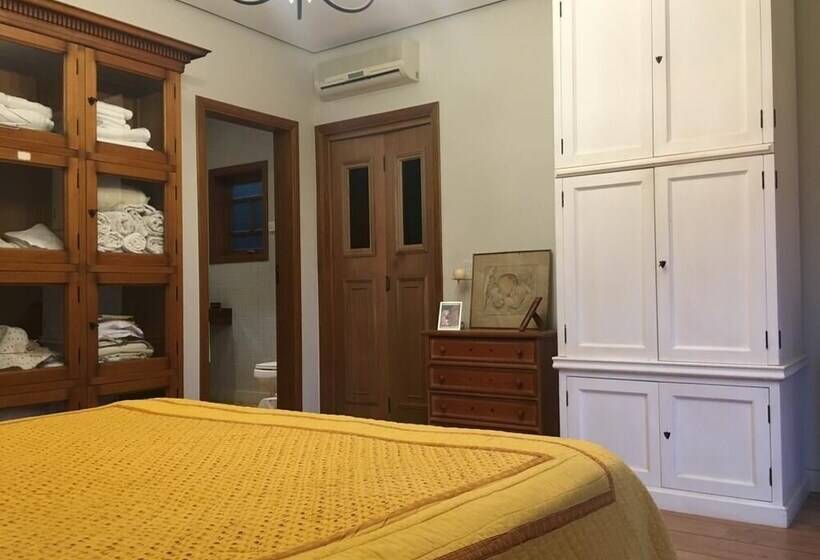 Herberg Hirondelle Paraíso