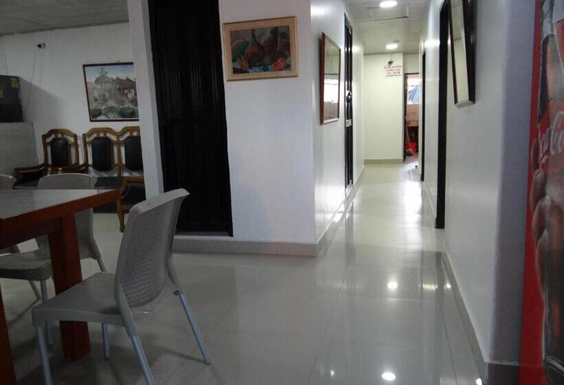 فندق Baranoa Plaza