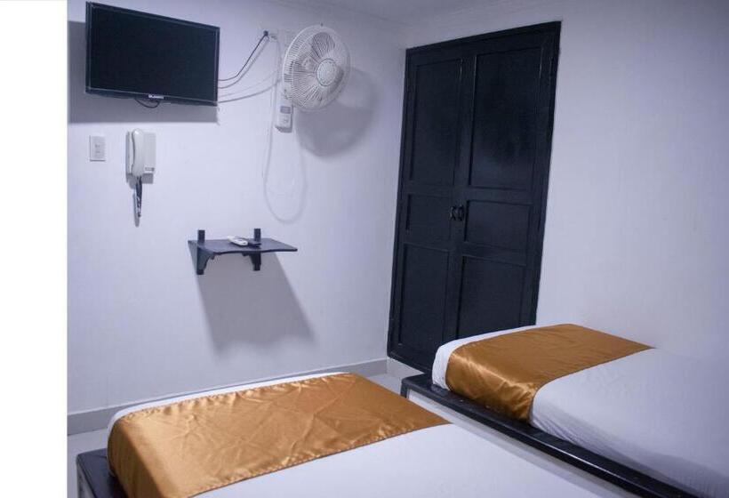 فندق Baranoa Plaza