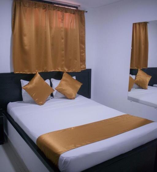 فندق Baranoa Plaza