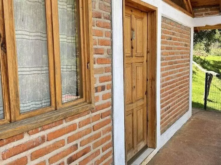 ホテル Cabañas Los Pirineos