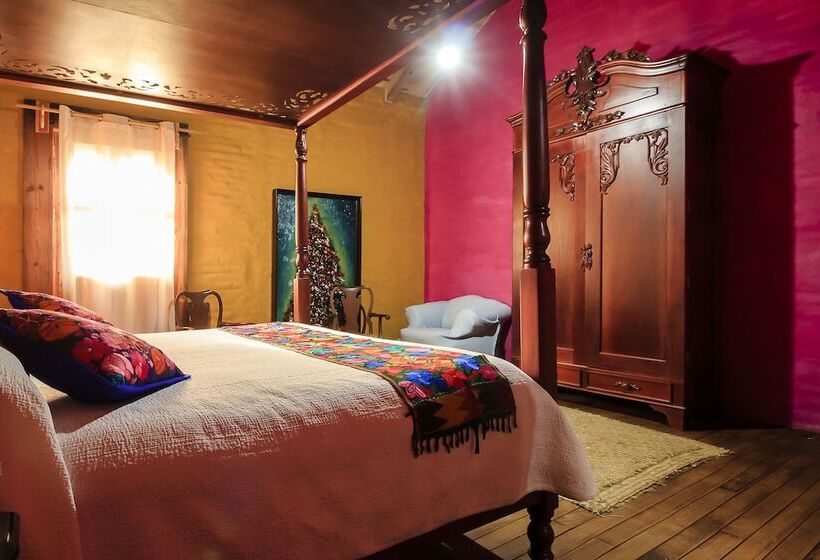 Отель Capital O Hacienda La Bragadita