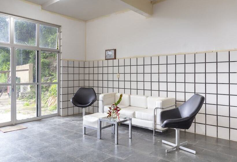 בית מלון כפרי Cascata Tur