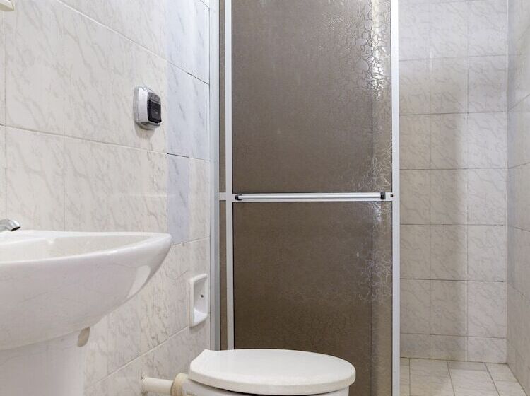 בית מלון כפרי Cascata Tur